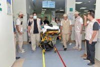 انطلاق مركبات الإسعاف التابعة لوزارة الصحة لتفويج ضيوف الرحمن من المرضى المنومين في مستشفيات جدة - حساب الوزارة على تويتر