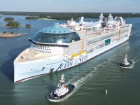 أيقونة البحار.. أكبر سفينة سياحية بالعالم تنطلق في 2024 - مشاع إبداعي