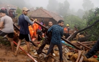 الانهيارات الأرضية في الهند - رويترز
