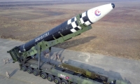 كوريا الشمالية تطلق صاروخين باليستيين باتجاه بحر اليابان - رويترز