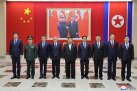 زعيم كوريا الشمالية يستقبل أول وفد صيني منذ بدء جائحة كورونا - رويترز