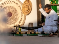 ركن صناعة العُقُل بجناح المملكة العربية السعودية المشارك في مهرجان جرش - اليوم