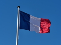 فرنسا تسعى إلى منع بيع فيلان ساس إلى شركة الأمريكية - موقع Unsplash
