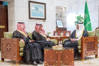 نائب أمير الرياض يستقبل مسؤولين في وزارة التعليم - واس