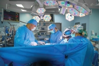 مركز سعود البابطين يجري 12 عملية جراحية محدودة باستخدام المنظار