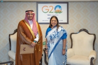 مساعد وزير الثقافة يلتقي وزيرةَ الدولة للشؤون الخارجية والثقافة بالهند - واس