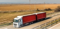 إلزام الجهات الحكومية بالتحقق عند التعاقد مع الناقلين من توفر بطاقة التشغيل للشاحنات- هيئة النقل
