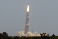ينطلق الصاروخ PSLV-C57 الهندي وهو يحمل المركبة الفضائية Aditya-L1 من مركز ساتيش داوان الفضائي في سريهاريكوتا، الهند - رويترز