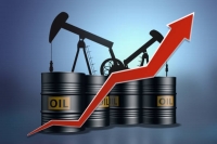 ارتفاع أسعار النفط إلى أعلى مستوى لها في 10 أشهر اليوم الجمعة - موقع construction world