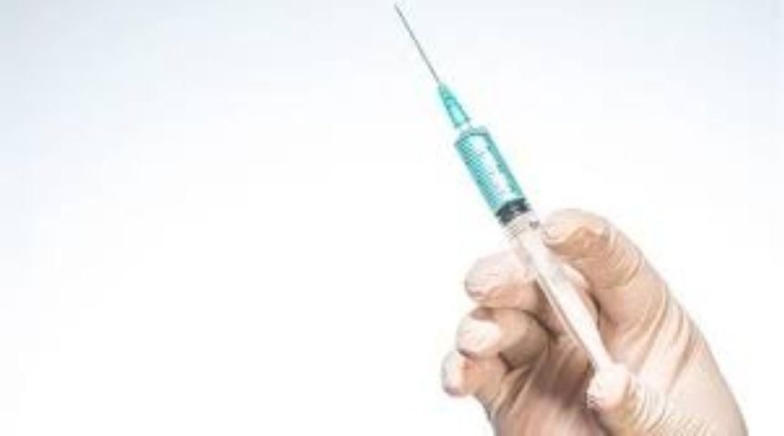 التطعيمات مهمة لحماية الأفراد من عدوى داء الكلب - مشاع إبداعي