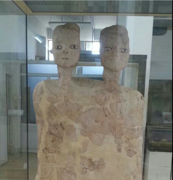 تعد تماثيل عين غزال أقدم تماثيل مصنوعة من الجص في العالم- فيسبوك دائرة الآثار الأردنية