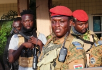  الزعيم العسكري في بوركينا فاسو أعلن أن الأمن أولوية قبل الانتخابات- رويترز