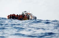 إنقاذ مهاجرين في سواحل ليبيا- رويترز