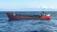 البحرية السنغالية تعترض قوارب مهاجرين وتنقذهم من رحلة محفوفة بالمخاطر- أرشيفية (رويترز)