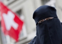 حظر النقاب في سويسرا - مشاع إبداعي 
