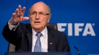 بلاتر ينتقد قرار إقامة كأس العالم 2030 في ست دول
