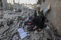 الرئيس المصري يؤكد ضرورة وصول المساعدات للفلسطينيين