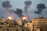 وزير الخارجية يبحث تطورات الأوضاع في غزة مع نظيره السويدي