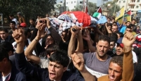 قوافل الشهداء الفلسطينيين تتواصل مع تصاعد جرائم الاحتلال - رويترز