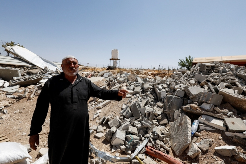 الاحتلال يتعمد تدمير غزة لتهجير الفلسطينيين قسريًا - رويترز