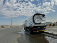  الفرق الميدانية في أمانة محافظة جدة تواصل جهودها لرفع آثار الأمطار - اليوم

