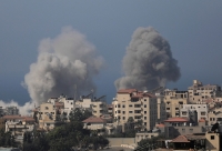 غارات الاحتلال تتواصل على قطاع غزة- رويترز