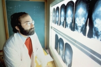 اليوم العالمي للأشعة.. اكتشاف ثوري طور القطاع الطبي والرعاية الصحية