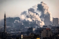 في اليوم 34 من العدوان.. عشرات الشهداء والجرحى في القصف المتواصل بغزة