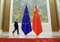 الاتحاد الأوروبي والصين يعقدان قمة مباشرة أوائل ديسمبر- رويترز