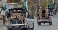 الأمن الباكستاني يعتقل 7 إرهابيين بينهم قائد ميداني - د ب أ