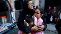 67% من 14 ألف مدني قُتلوا في غزة من النساء والأطفال - موقع BBC