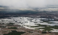 منظر جوي يظهر الحقول التي غمرتها المياه بعد فيضانات الصومال- رويترز