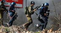 الاحتلال يستهدف الصحفيين في أثناء تغطيتهم للعدوان على غزة - وكالات