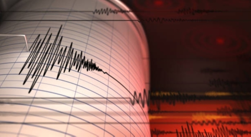 زلزال بقوة 5.8 ريختر يضرب إندونيسيا