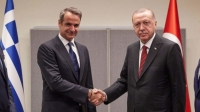 رئيس الوزراء اليوناني يصافح الرئيس التركي في أثينا - موقع duvar english