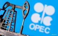 موسكو: الوضع في سوق النفط يتطلب اتخاذ قرارات مشتركة