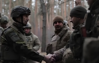 رئيس أركان الجيش السويدي يزور الخطوط الأمامية في أوكرانيا
