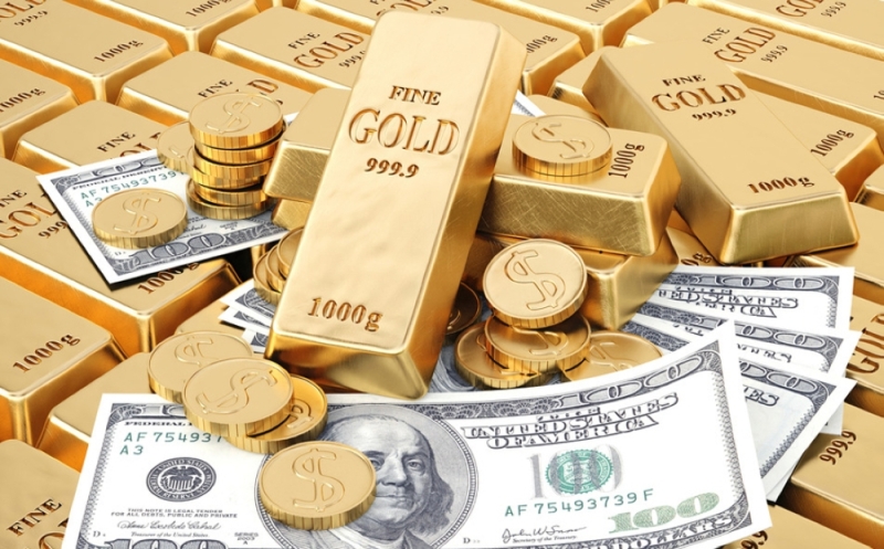 رغم صعود الدولار.. أسعار الذهب تسجل ارتفاعًا طفيفًا في بداية الأسبوع