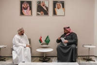 وزير الاقتصاد يبحث تعزيز التعاون بين المملكة وعمان مع وزير التجارة العُماني