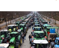 صور.. إلغاء دعم الديزل الزراعي يشعل المظاهرات في ألمانيا