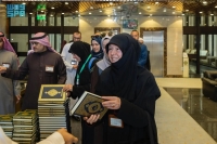 ضيوف برنامج خادم الحرمين يزورون مجمع الملك فهد لطباعة المصحف الشريف