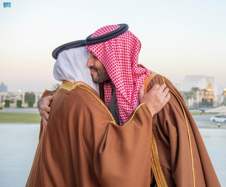 ولي العهد يستقبل نظيره البحريني في الرياض