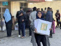 مركز الملك سلمان يواصل توزيع السلال الغذائية في رفح جنوب غزة - واس