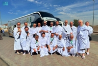 الضيوف خلال توجههم إلى مكة لأداء مناسك العمرة - واس