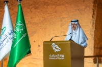 أكد معاليه أن ما تشهده الهيئة السعودية للسياحة من تطور ملموس، هو نتاج اهتمام القيادة الرشيدة بالقطاع - وزارة السياحة 