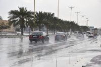 أمطار بين خفيفة متوسطة على أجزاء من الرياض - اليوم