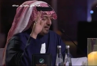 الأمير سعود بن عبد الله يلقي أحدث قصائده في القيادة - اليوم 