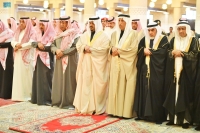 نائب أمير الرياض يؤدي صلاة الميت على الأميرة هيا بنت سعود بن محمد بن مقرن بن مشاري - واس