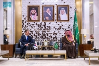 الأمير عبدالعزيز بن سعود يستقبل وزير الداخلية الكوري- واس