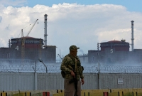 مدير الوكالة الدولية للطاقة الذرية يناقش الوضع الأمني في محطة زابوريجيا النووية مع بوتين (رويترز)